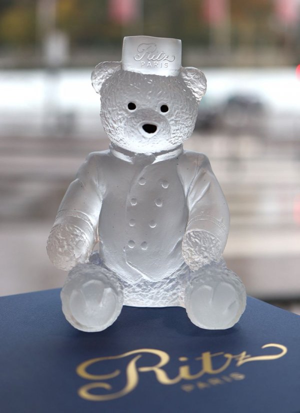 ourson en cristal clair Ritz Paris