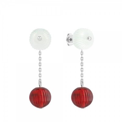 vibrante-boucle-oreille-rouge-lalique