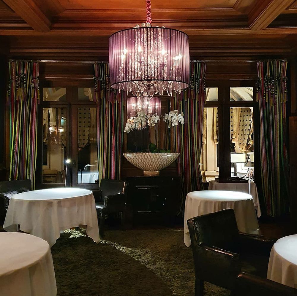 salle-restaurant-gastronomique-chateau-adomenil
