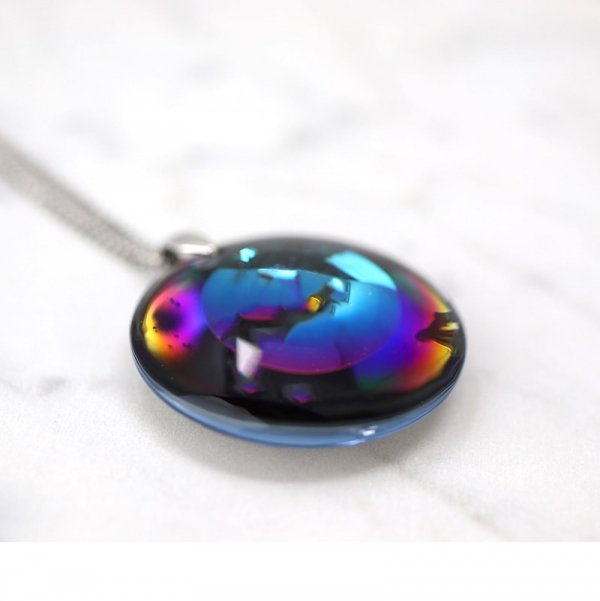 Pendentif-eclipse-Loic-Ortega-min