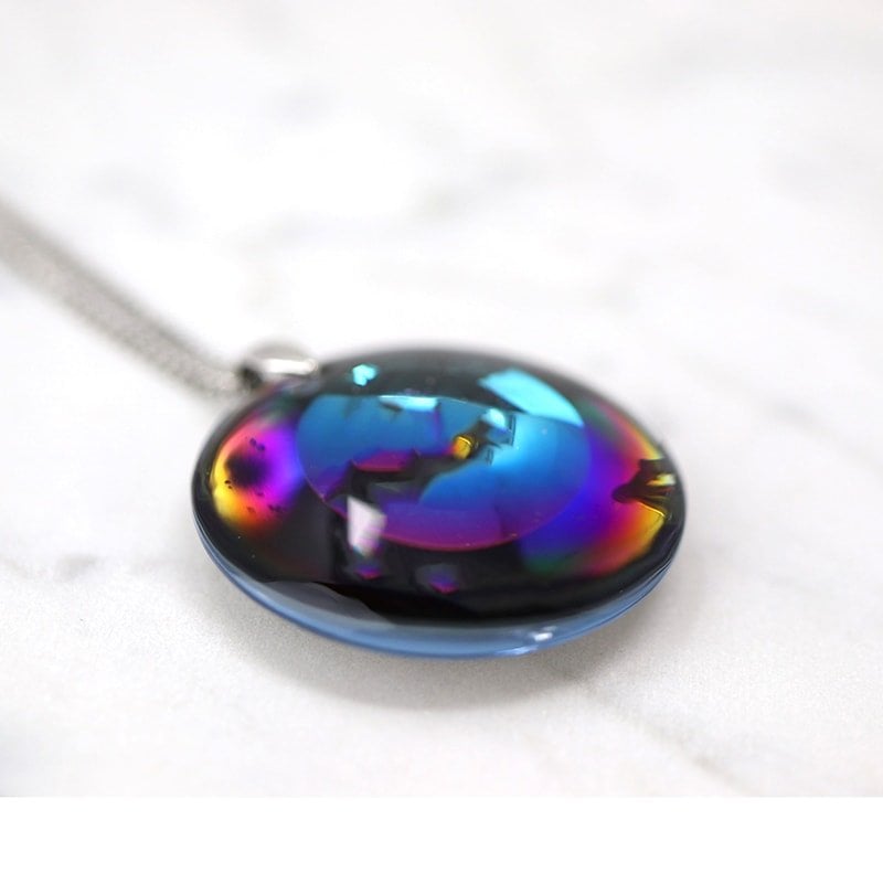 PENDENTIF ÉCLISPE COULEUR CRISTAL