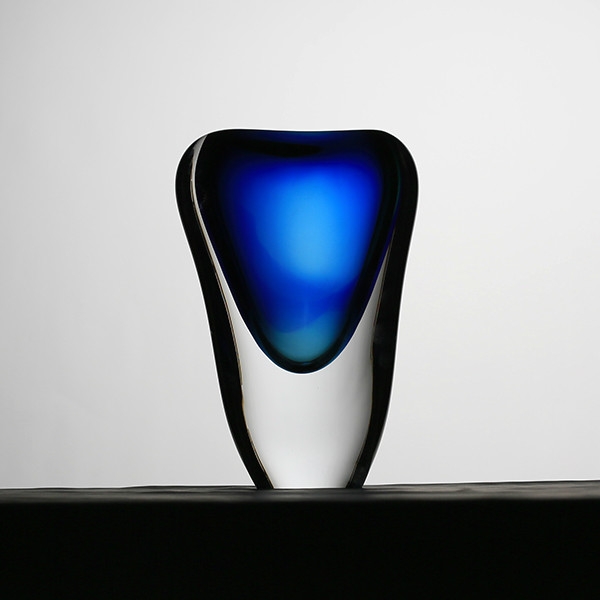 Vase-cristal-bleu