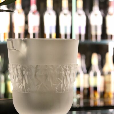 seau-champagne-bacchantes-lalique seau-champagne-bacchantes-lalique