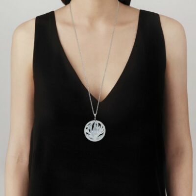 Pendentif-fleur-de-neige-Lalique Pendentif-fleur-de-neige-Lalique