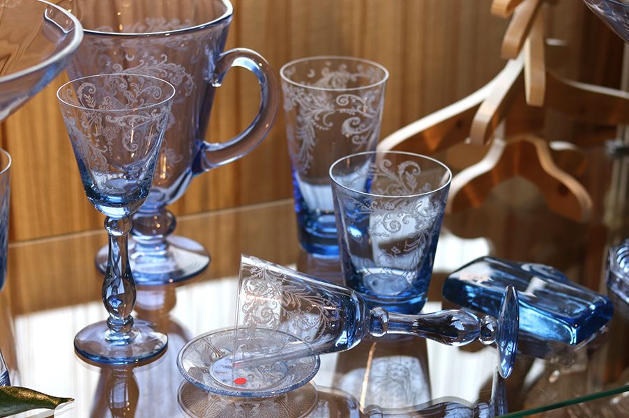 verre-cristal-bleu-portieux