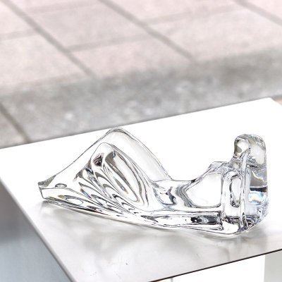 sculpture-cristal-clair-nu-baccarat