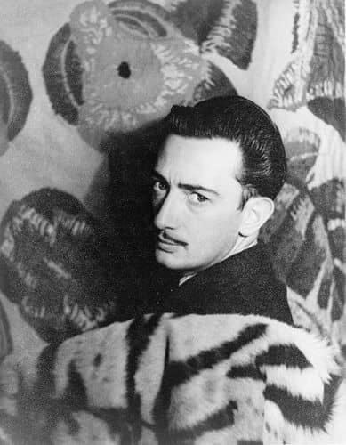 portrait-salvador-dali