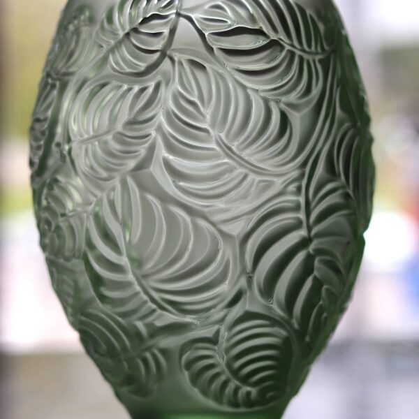 vase feuille-vert-lalique
