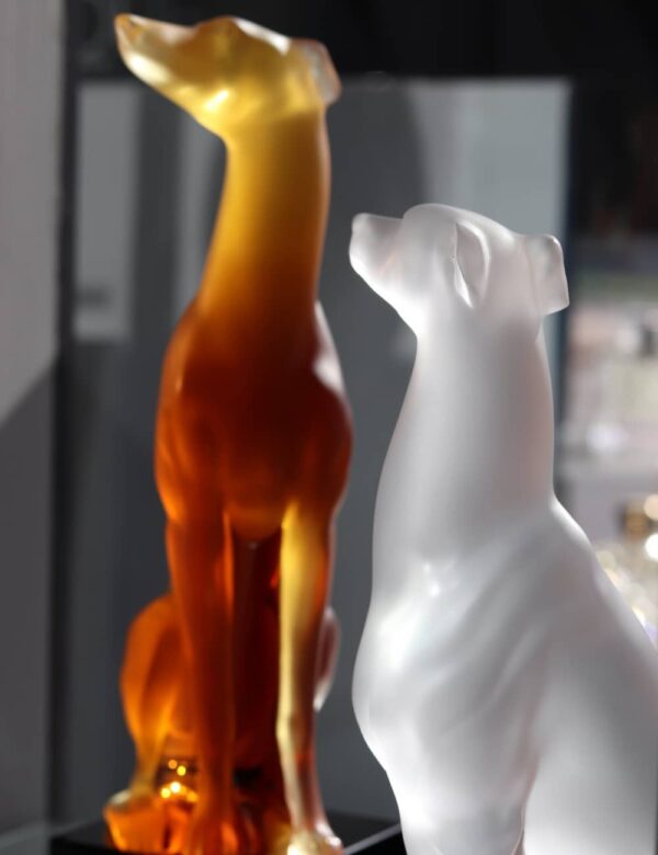 sculpture-chien-cristal-lalqiue